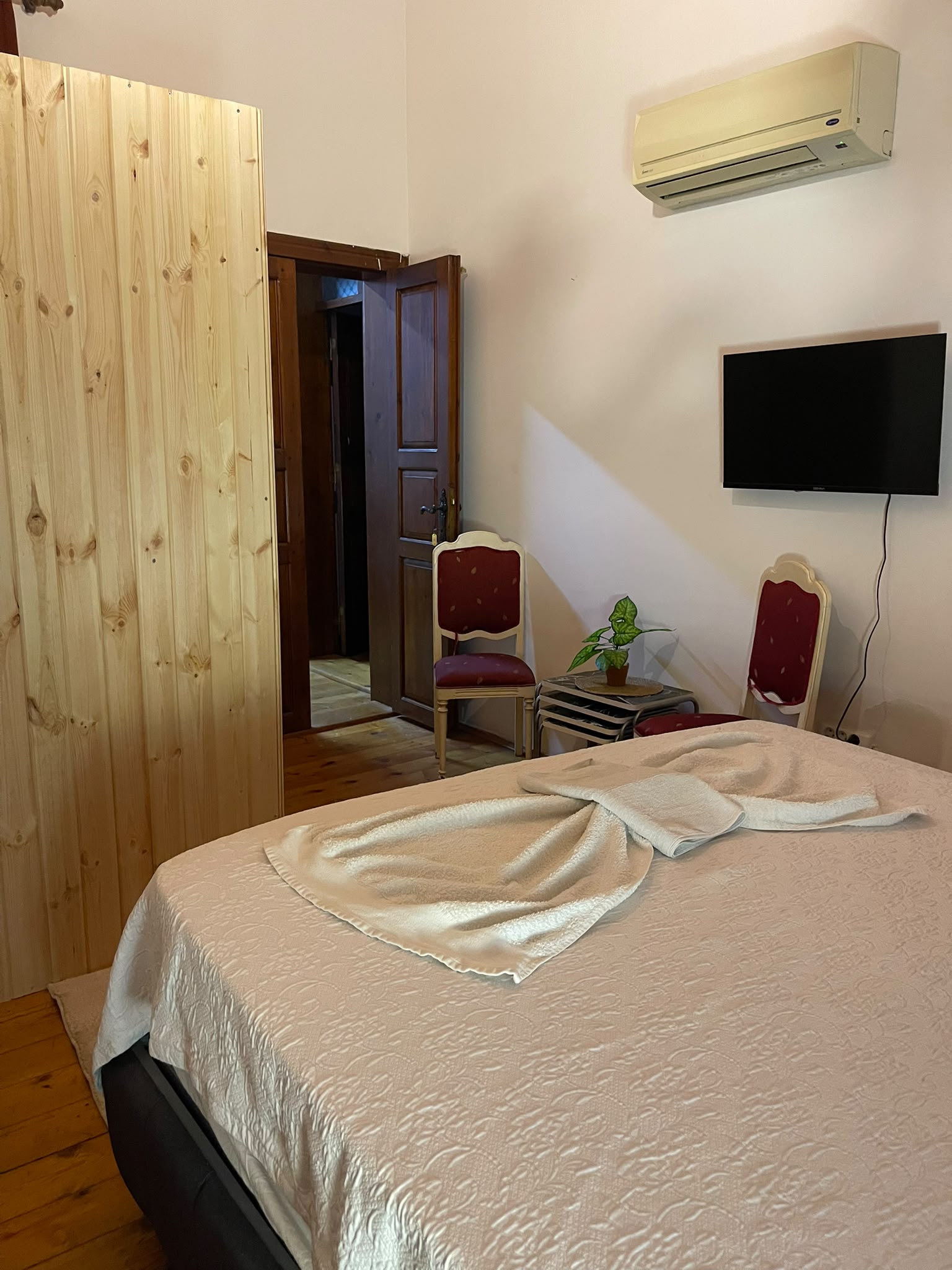Mersin Apart Otel oda oturma alanı — aile suit Mersin